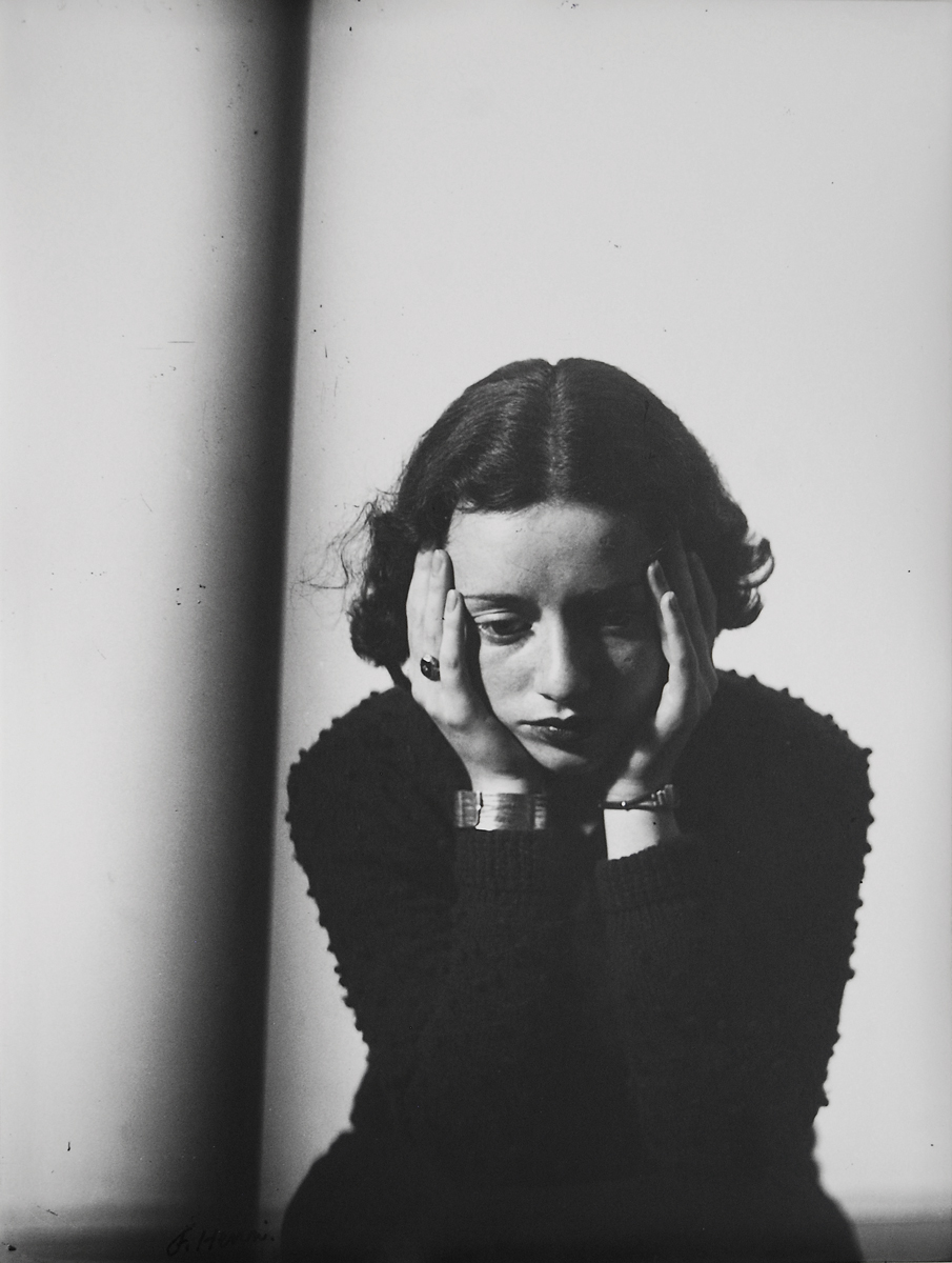 Florence-Henri-Portrait-de-Lore-Lore-Kruger-1933_1935cm-40×30.-stampa-del-1977